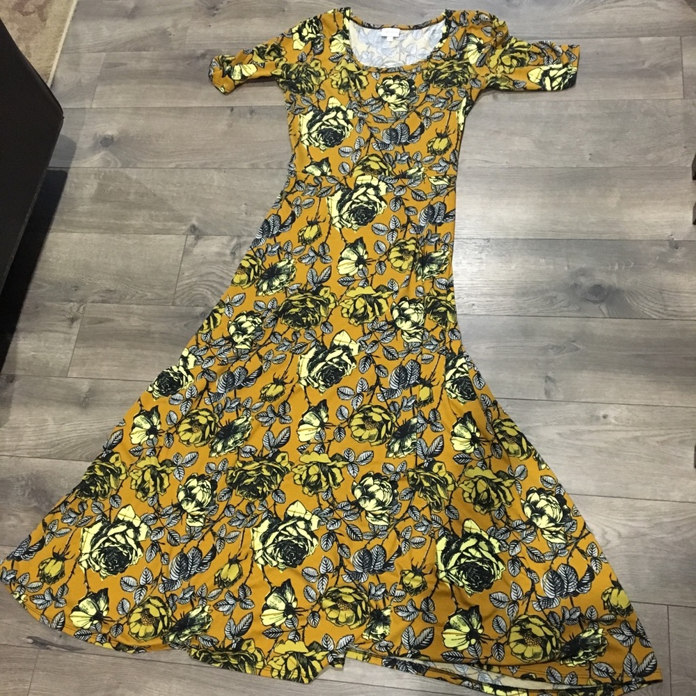 Lularoe Ana Medium